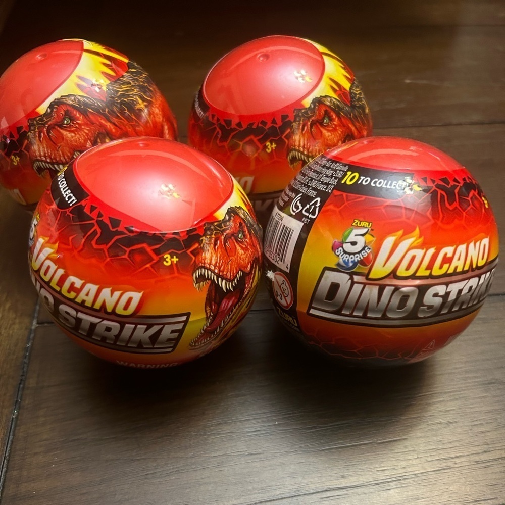 Surprise 5 Volcano Dino Strike NWT - Picture 4 of 4